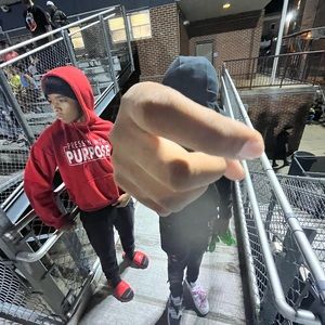 Meet your Posher, Dominic